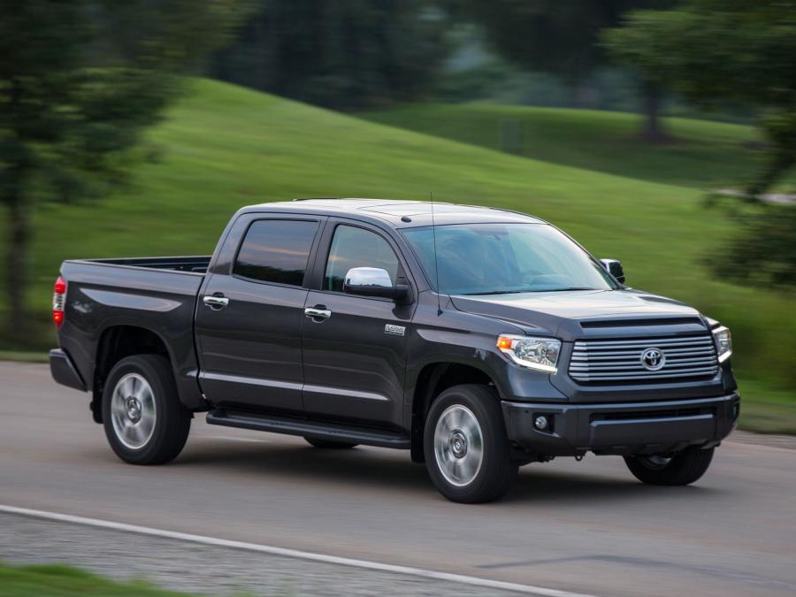  Toyota Tundra CrewMax Platinum Package 2013 года  (фото 9 из 30)